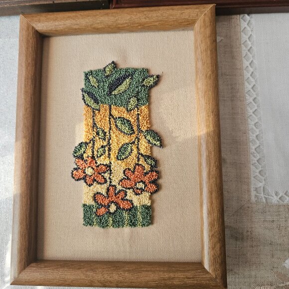 Set of 4 Vintage Embroidered Flower Wall Art - Picture 6 of 16